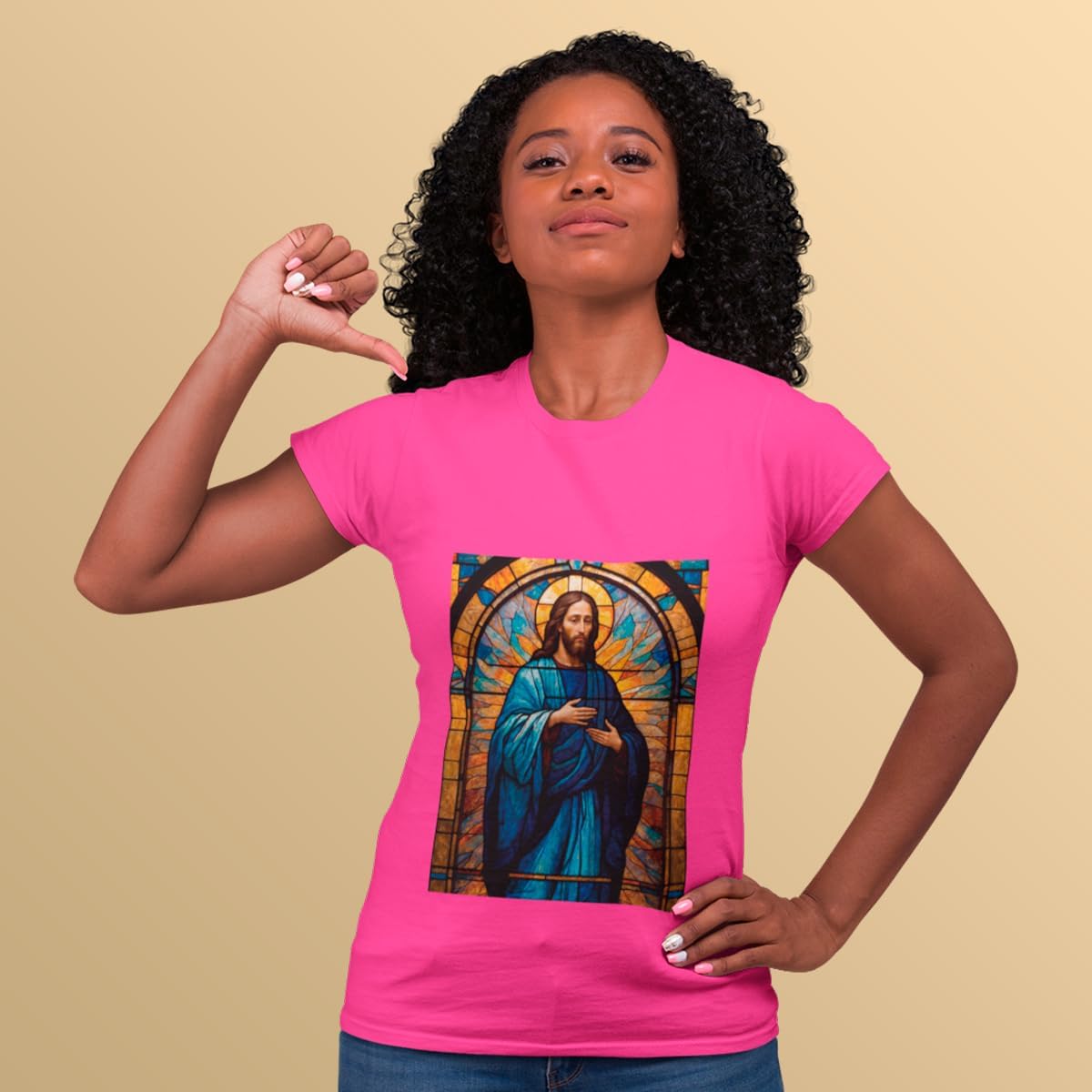 Palavra Wear | Camisa Feminina Jesus Arte Gótica | Camiseta Cristã de Qualidade - Imagem 2